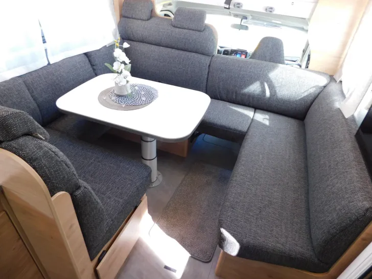 Fahrzeugbild Dethleffs XL A 7872-2 32-Zoll-TV, Radträger, SAT-Anlage #9