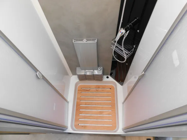 Fahrzeugbild Dethleffs XL A 7872-2 32-Zoll-TV, Radträger, SAT-Anlage #16