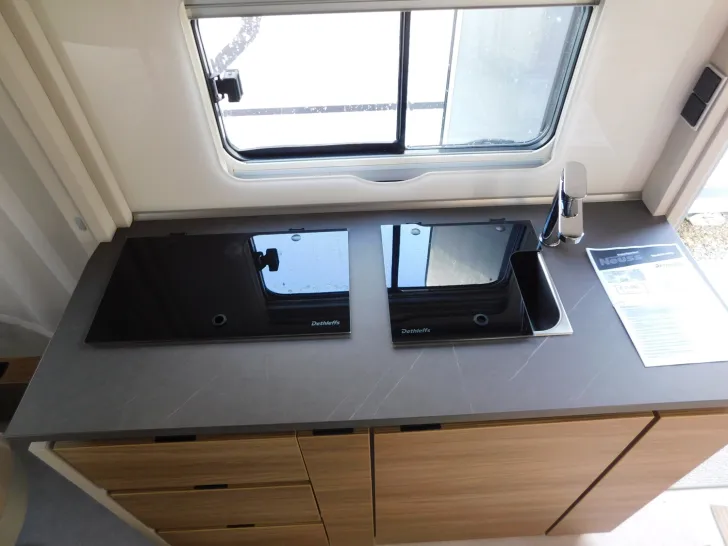 Fahrzeugbild Dethleffs Nomad 530 DR #10