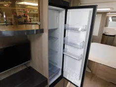 Bild 12 Hobby Prestige 720 WQC ALDE, Dachklima, DuoControl, TV