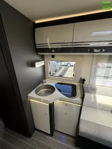 Fahrzeugbild Roller Team Kronos 267 P 180PS Queensbett Automatik #13