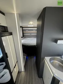 Fahrzeugbild Roller Team Kronos 267 P 180PS Queensbett Automatik #17