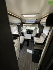 Fahrzeugbild Roller Team Kronos 267 P 180PS Queensbett Automatik #23