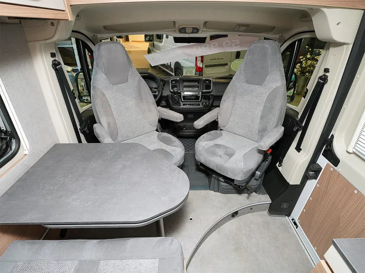 Fahrzeugbild Pössl D-LINE 2WIN S PLUS #11
