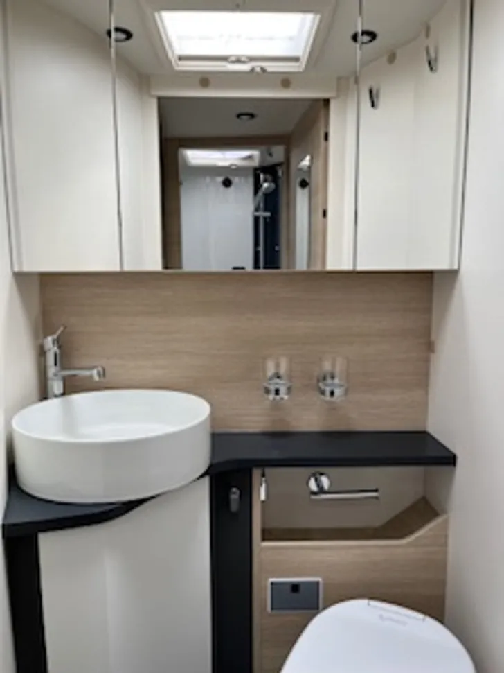 Fahrzeugbild Rapido Serie 8F 866F wie NEU - Automatik - 180PS - 4,4t #17