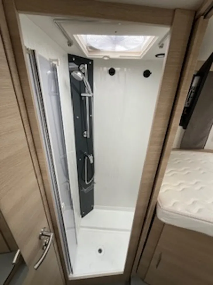 Fahrzeugbild Rapido Serie 8F 866F wie NEU - Automatik - 180PS - 4,4t #18