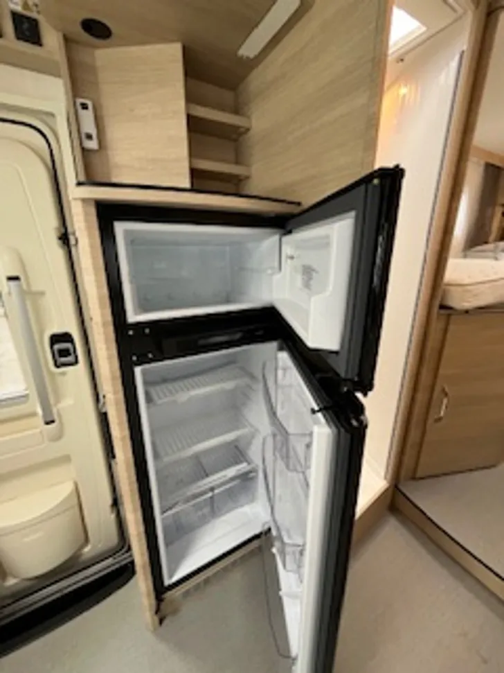 Fahrzeugbild Rapido Serie 8F 866F wie NEU - Automatik - 180PS - 4,4t #26