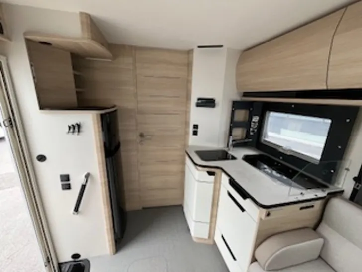 Fahrzeugbild Rapido Serie 8F 866F wie NEU - Automatik - 180PS - 4,4t #42