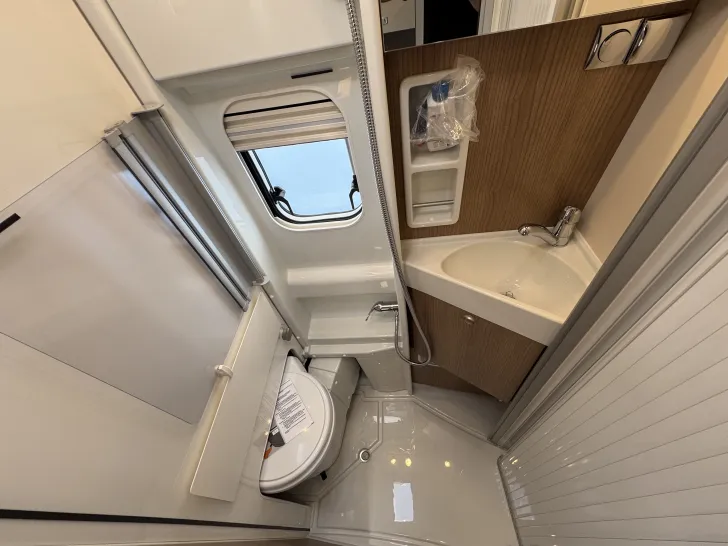 Fahrzeugbild Malibu Van Diversity 640 LE K GT skyview #9
