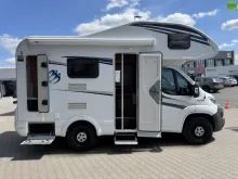 Fahrzeugbild Knaus Sky Traveller Family 500 D 5,61m Solar Navi #7