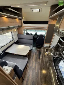Fahrzeugbild Knaus Sky Traveller Family 500 D 5,61m Solar Navi #23