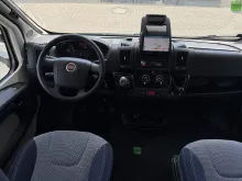 Fahrzeugbild Knaus Sky Traveller Family 500 D 5,61m Solar Navi #29