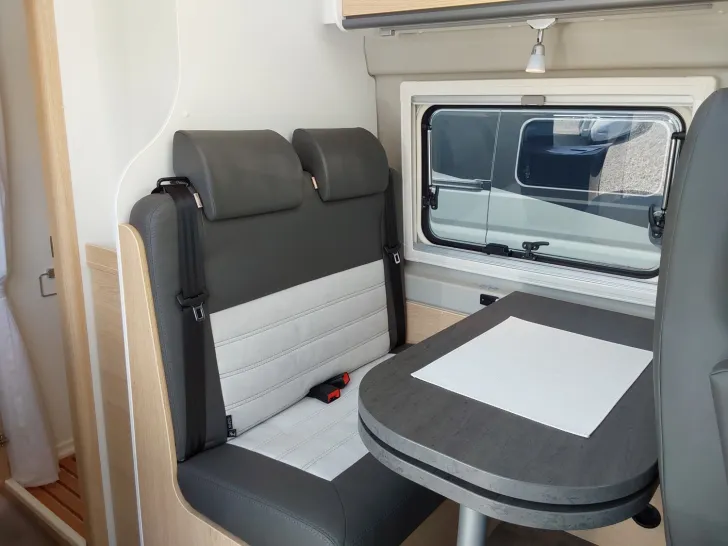 Fahrzeugbild Sunlight Adventure Cliff 640 Dieselheizung, LED-Scheinw. #6