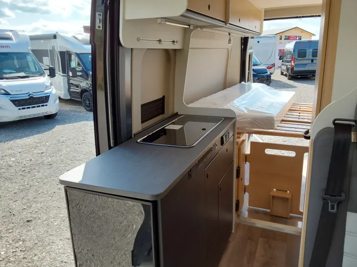 Fahrzeugbild Sunlight Adventure Cliff 640 Dieselheizung, LED-Scheinw. #7