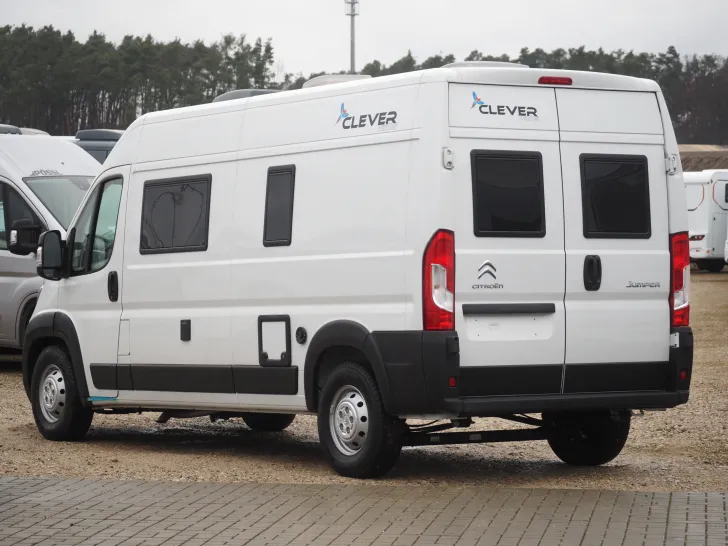 Fahrzeugbild Clever Vario Kids, Schwenkbad, Navi, Sale 7.000€! #3