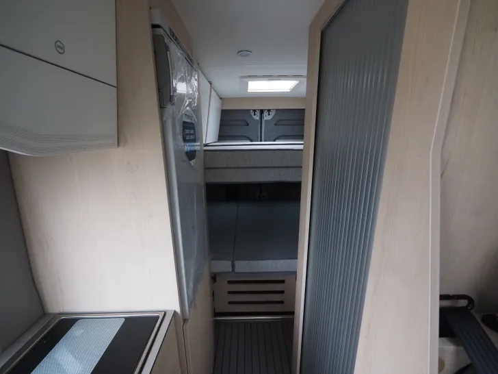 Fahrzeugbild Clever Vario Kids, Schwenkbad, Navi, Sale 7.000€! #11
