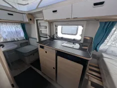 Bild 8 Hymer Eriba Touring 430 Harbour Blue Edition