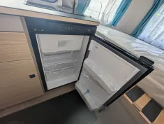 Bild 10 Hymer Eriba Touring 430 Harbour Blue Edition