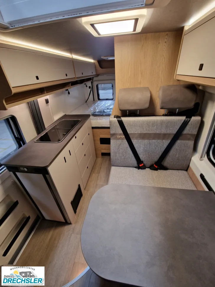 Fahrzeugbild Hobby ONTOUR VAN 600 FT Solaris #8