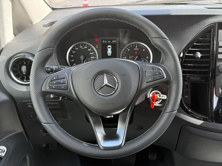 Fahrzeugbild Pössl VANSTAR VITO #15