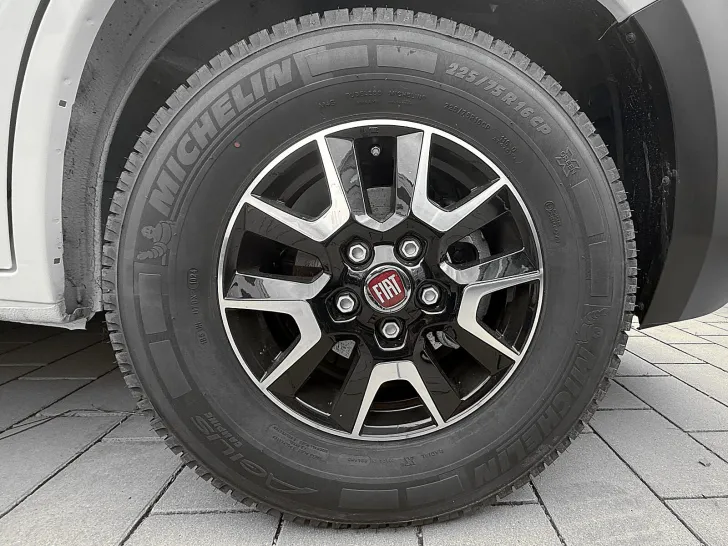 Fahrzeugbild Pössl H-LINE SUMMIT 600 L SHINE #10