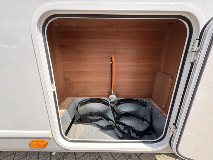 Fahrzeugbild LMC Explorer I 675 G #12