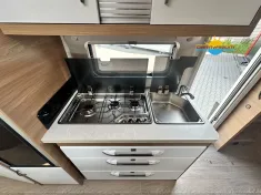 Bild 15 Hobby De Luxe 560 KMFe*DACHKLIMA*MOVER*