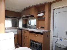 Bild 7 Knaus Sport 420 QD Mover, Fahrradträger, Vorzelt