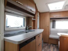 Bild 8 Knaus Sport 420 QD Mover, Fahrradträger, Vorzelt