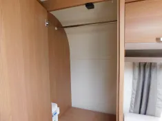 Bild 10 Knaus Sport 420 QD Mover, Fahrradträger, Vorzelt