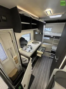 Fahrzeugbild Roller Team Kronos 277 M Automatik 7-Schlafplätze Skyroof #14