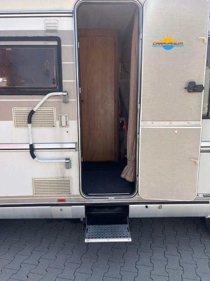 Fahrzeugbild Hymer S-Klasse S 550 H-Kennzeichen #11