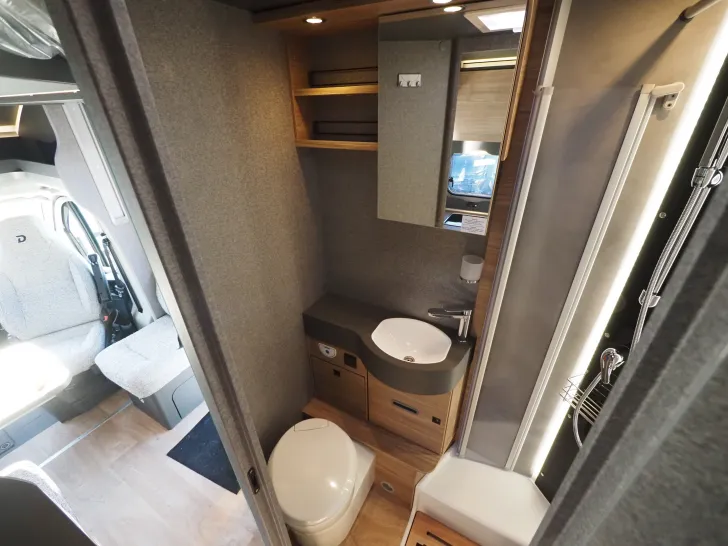 Fahrzeugbild Dethleffs Trend T 6817 EB, Hubbett, Abw. Iso, uvm. #19