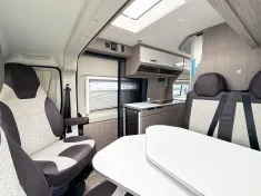 Bild 13 Pössl D-LINE 2WIN R S PLUS