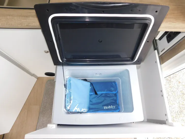 Fahrzeugbild Hobby Beachy 420 Neuss-Edition #9