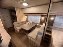 Fahrzeugbild Hobby De Luxe 545 KMF - Mover, 3er Bett, Autark, uvm #4