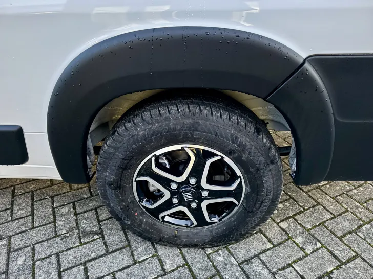 Fahrzeugbild Carado CV 640 PRO+ #12