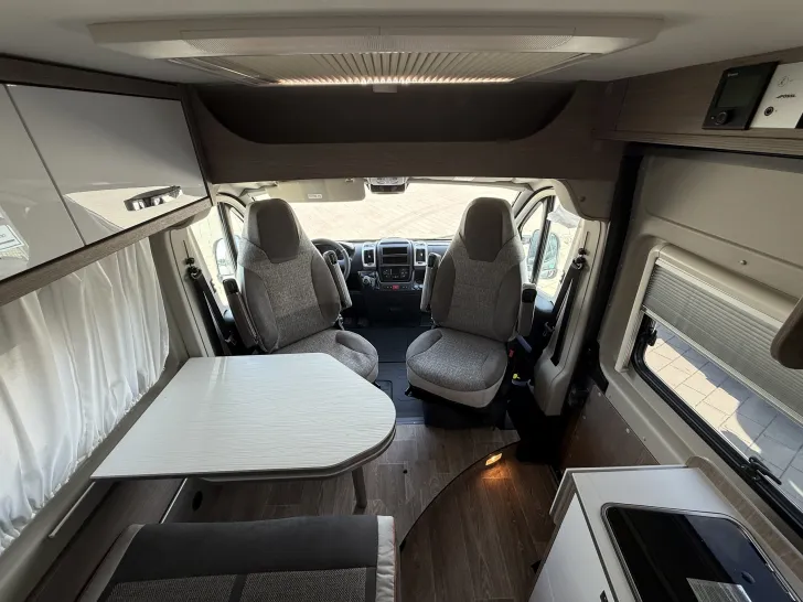 Fahrzeugbild Pössl D-LINE 2WIN R PLUS #11