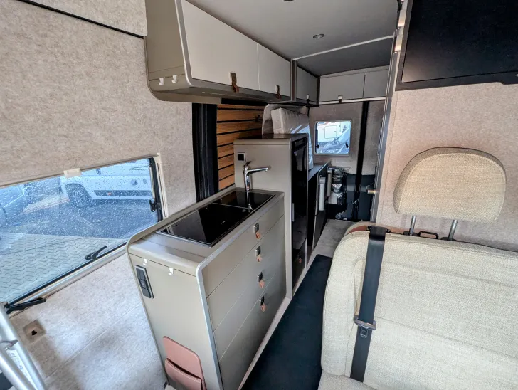 Fahrzeugbild Hymer Camper Van Grand Canyon S CrossOver #7