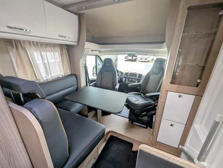 Fahrzeugbild Bürstner Lyseo Time Skyline Edition 690 G #5