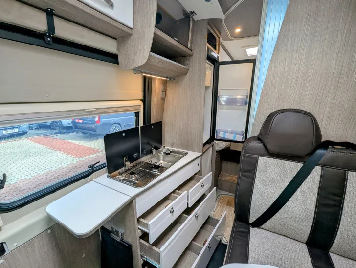 Fahrzeugbild Pössl D-Line Roadcruiser XL #10