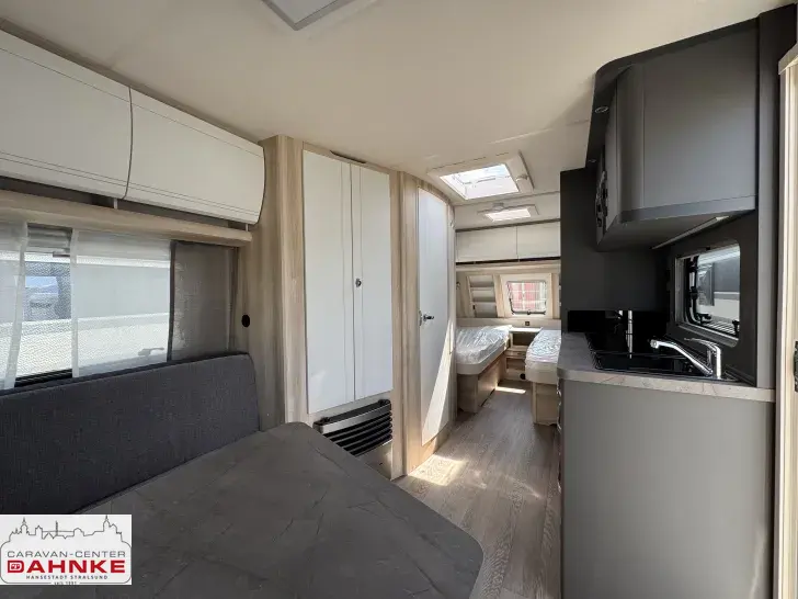 Fahrzeugbild Hobby De Luxe 495 UL Ambientebeleuchtung #7