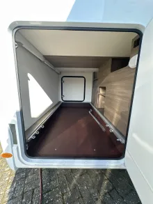 Heckgarage Carado T 447 Pro + / 165 PS + Hubbett