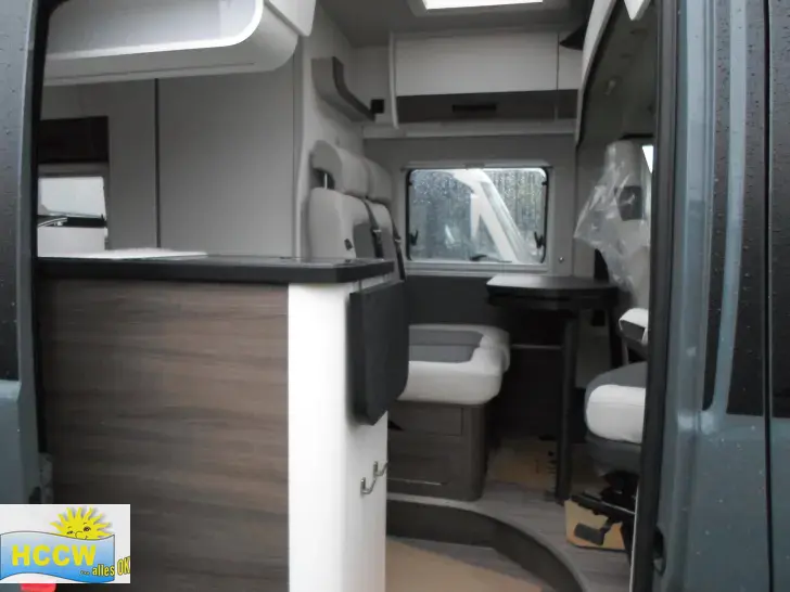 Fahrzeugbild VanTourer 600 L Längsschläfer #6