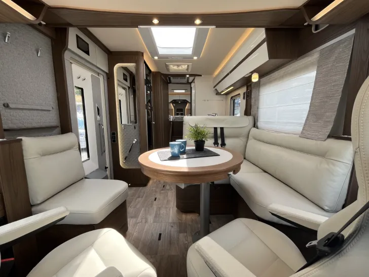 Fahrzeugbild Hymer B-ML I 780 *Premium*Hubstützen*Autarkie* #7