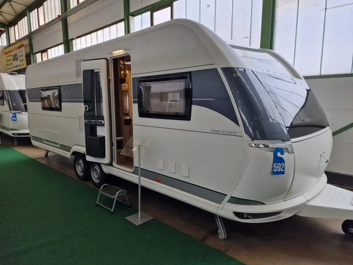 Fahrzeugbild Hobby Prestige 660 WFC #1