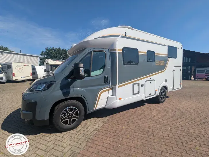 Fahrzeugbild Bürstner B66 690 TD Listenpreis: 85.712€ #7