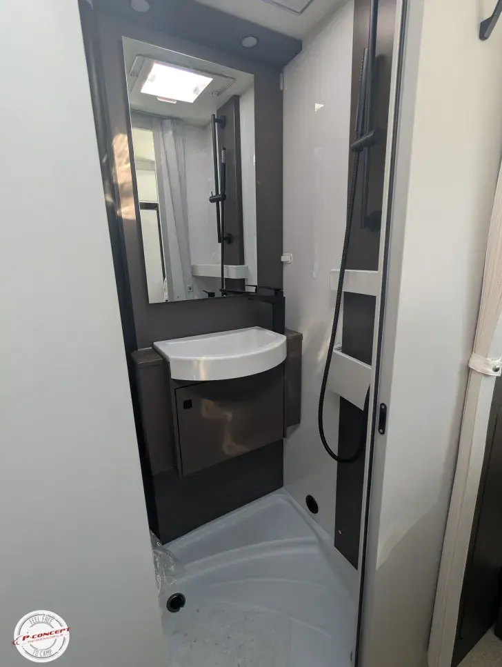 Fahrzeugbild Bürstner B66 690 TD Listenpreis: 85.712€ #19