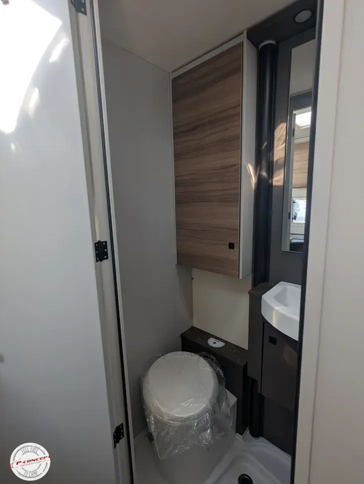 Fahrzeugbild Bürstner B66 690 TD Listenpreis: 85.712€ #20