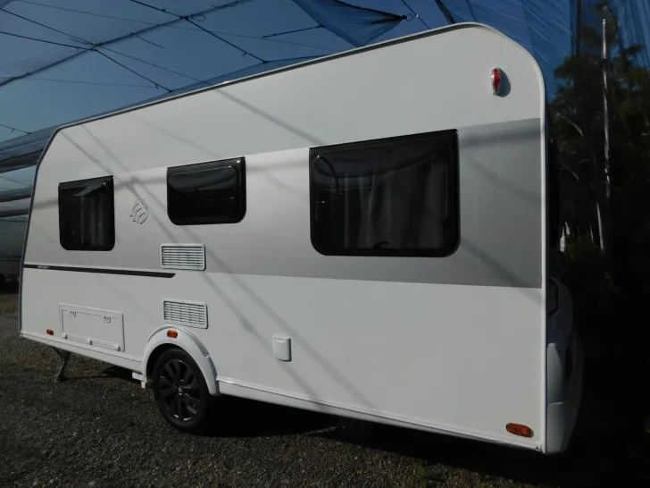 Fahrzeugbild Knaus Sport 450 FU Mover, Fahrradträger, TV-Halter #4